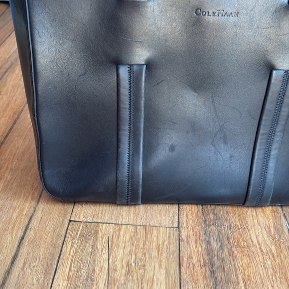 Cole Haan Women’s Black Leather Tote Bag Purse - Picture 2 of 16